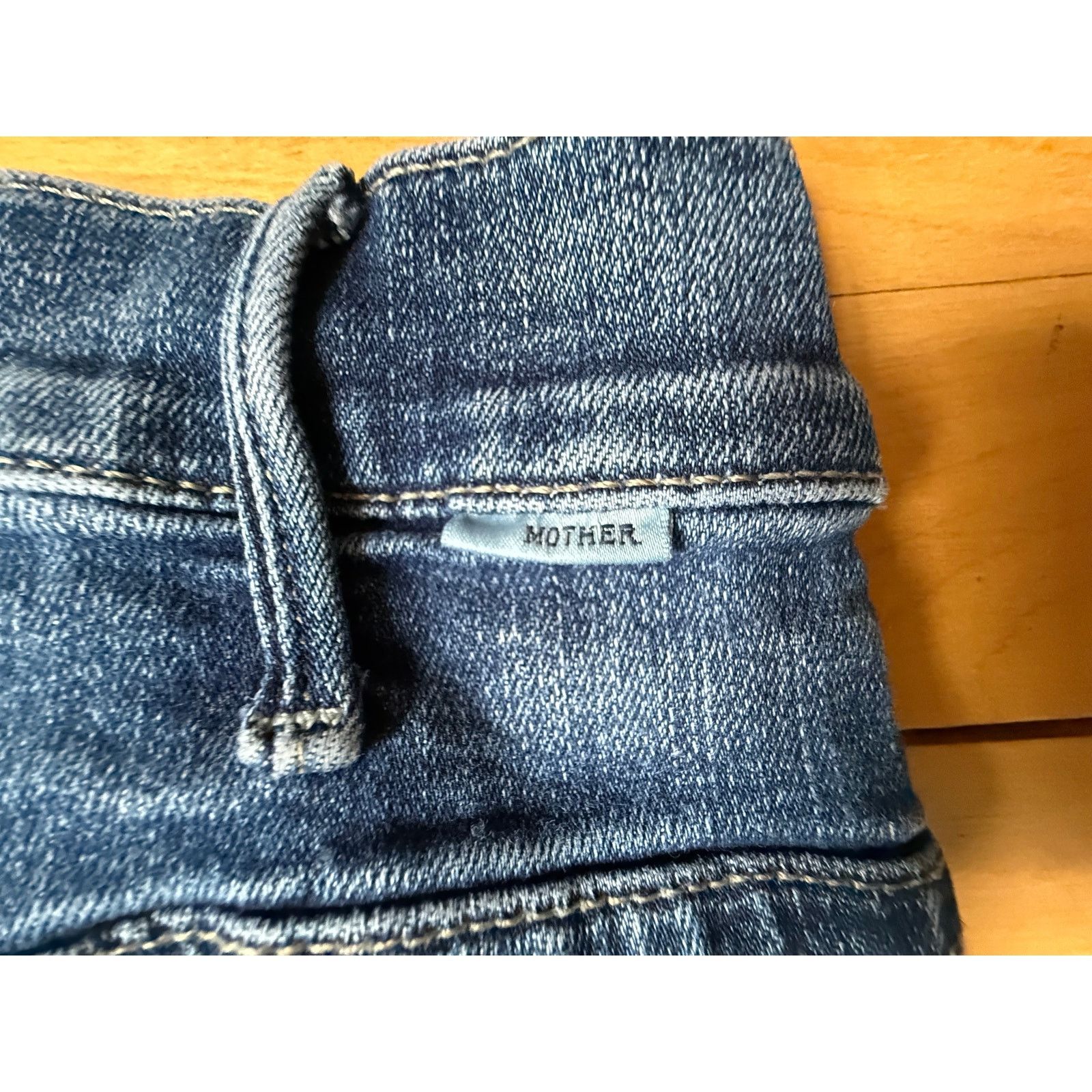 MOTHER MOTHER The Hustler Ankle Fray High Rise Flare Jeans Size 31 Size 31" - 6 Thumbnail