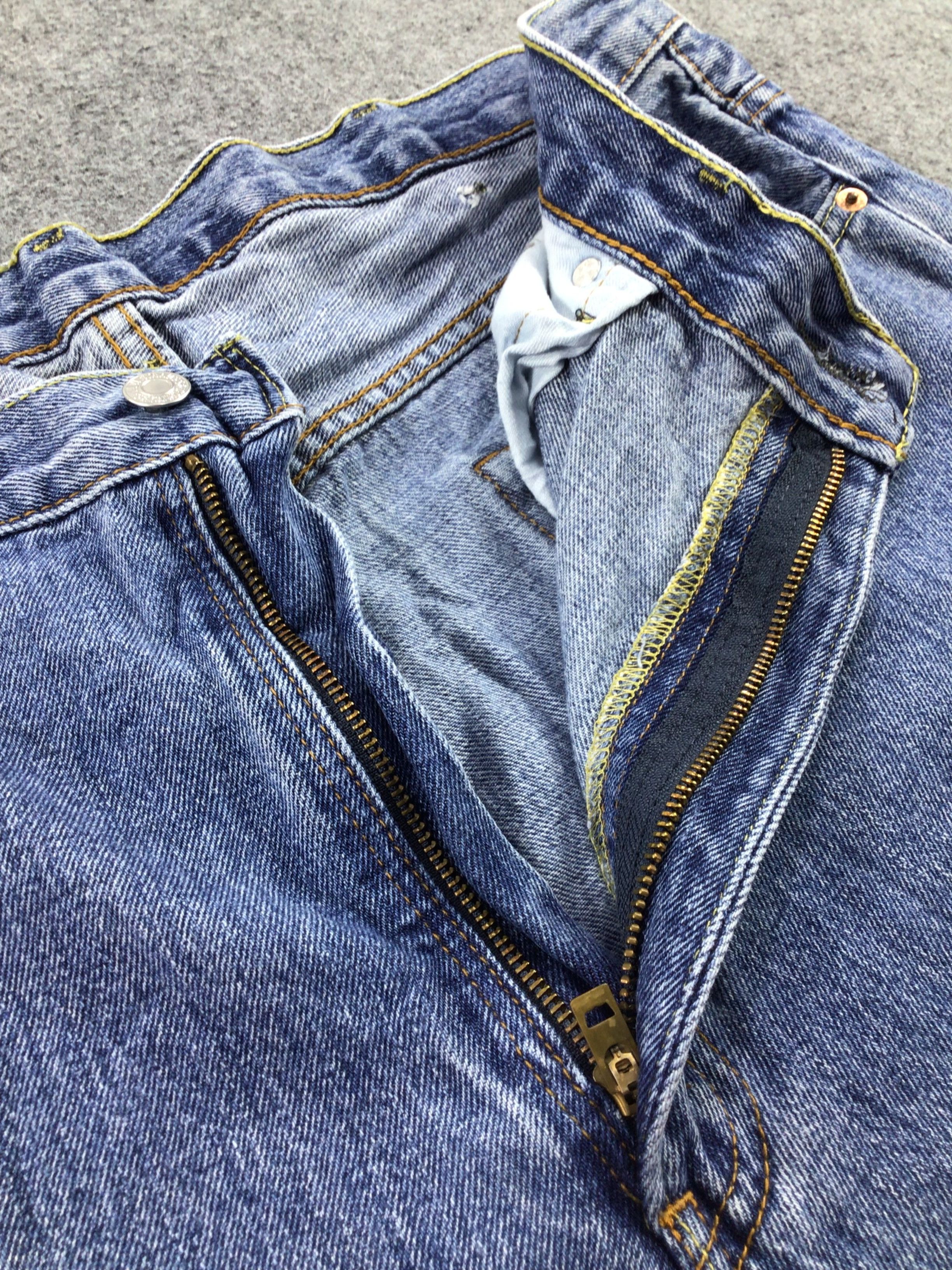 Levi's Vintage Levis 550 Jeans-J875 Size US 37 - 8 Thumbnail