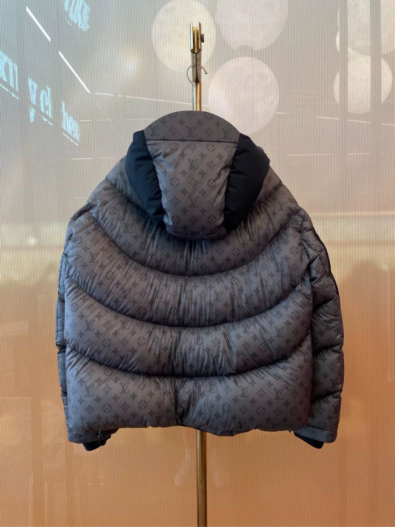 Louis Vuitton Louis Vuitton 2054 Warm Louis Vuitton down jacket Size US S / EU 44-46 / 1 - 2 Thumbnail