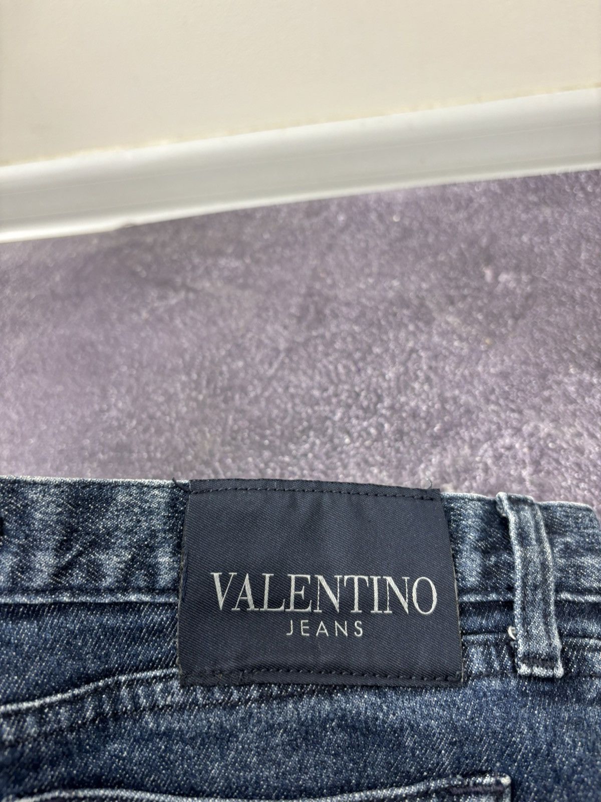 Valentino Vintage Valentino Women’s Blue Straight Fit Luxury Jeans Size 32" / US 10 / IT 46 - 7 Thumbnail