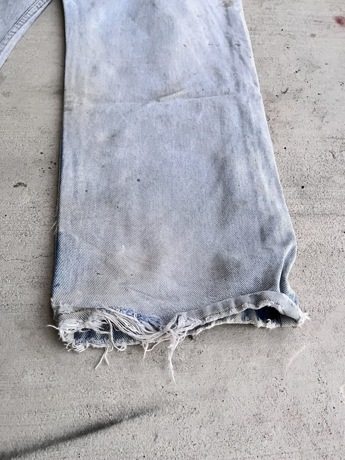 Wrangler Extremely distressed vintage wrangler jeans, thrashed Size US 36 / EU 52 - 6 Thumbnail