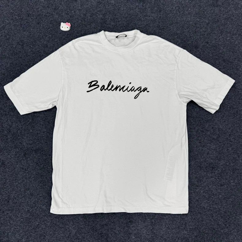 Balenciaga Balenciaga White Script Signature T-shirt - dmc Size US M / EU 48-50 / 2 - 1 Thumbnail