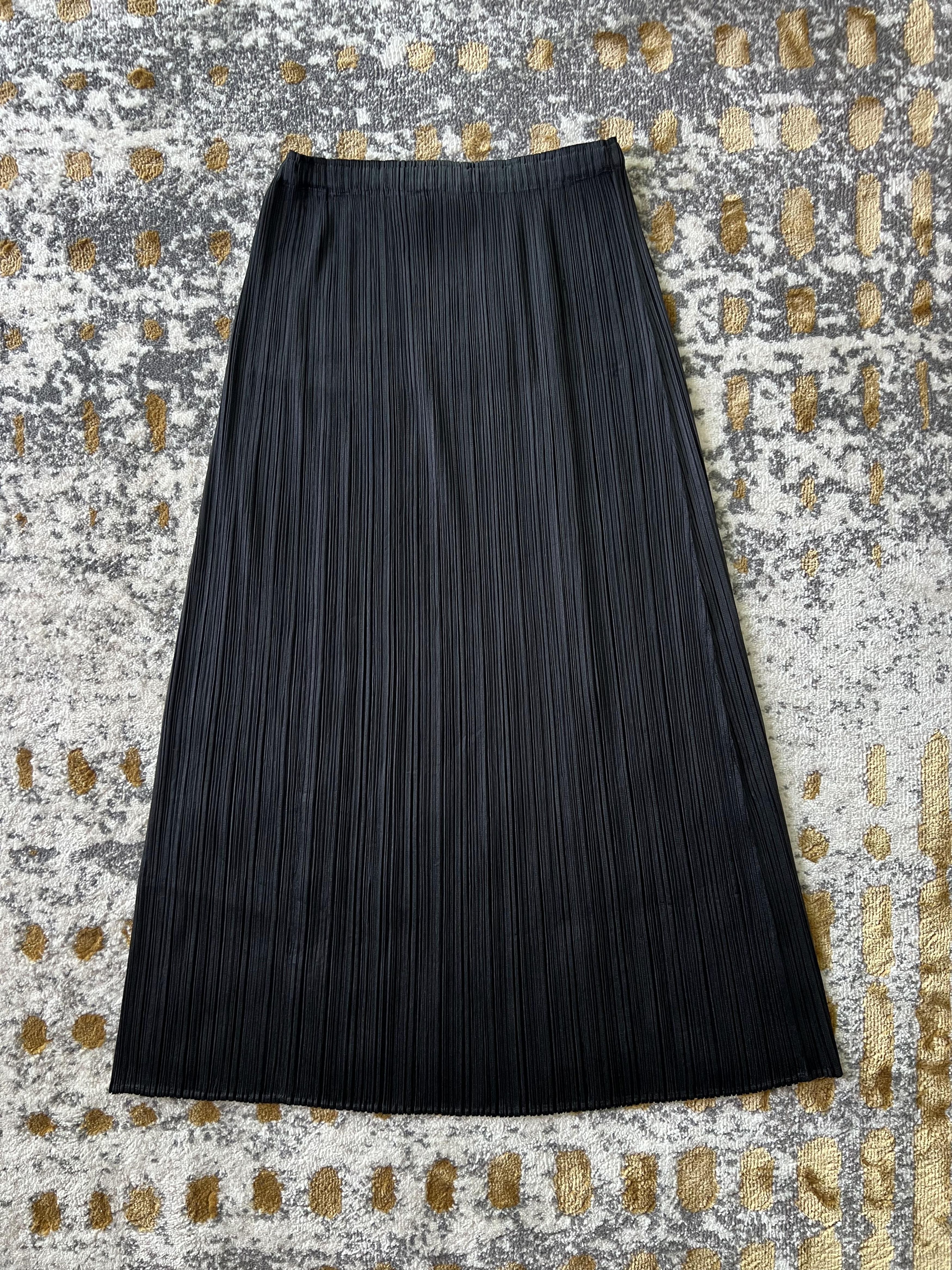 Vintage Pleats Please Issey Miyake black skirt