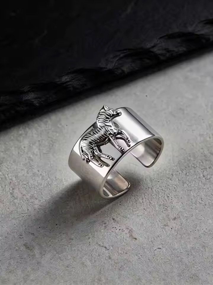Jewelry Horse Open Ring Size ONE SIZE - 1 Thumbnail