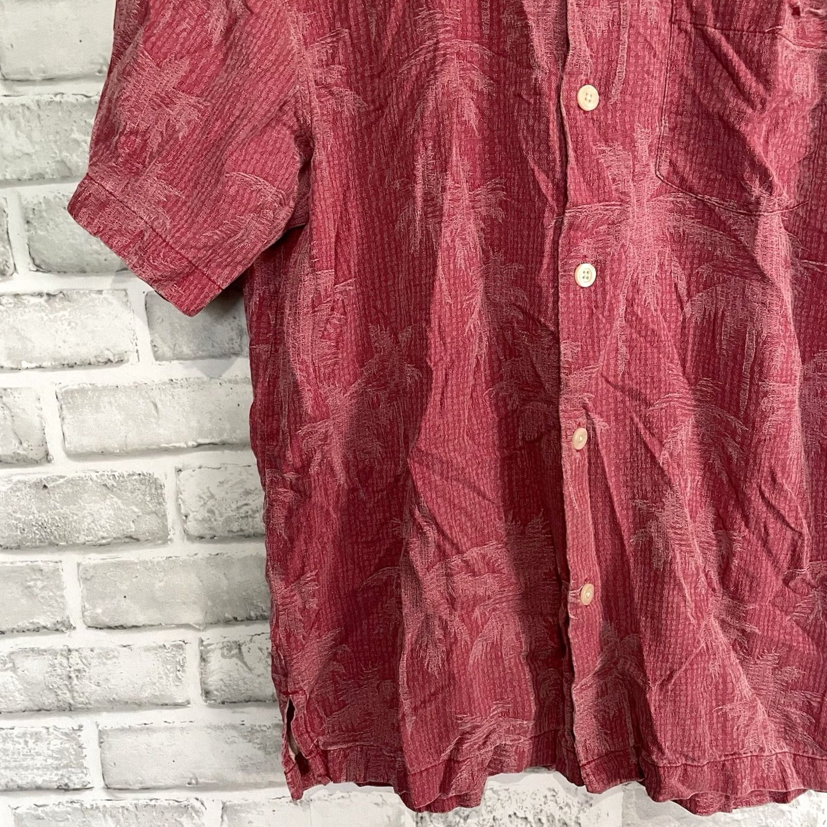 Tommy Bahama VINTAGE Tommy Bahama Red Tree Print Hawaiian Shirt Mens M Size US M / EU 48-50 / 2 - 3 Thumbnail