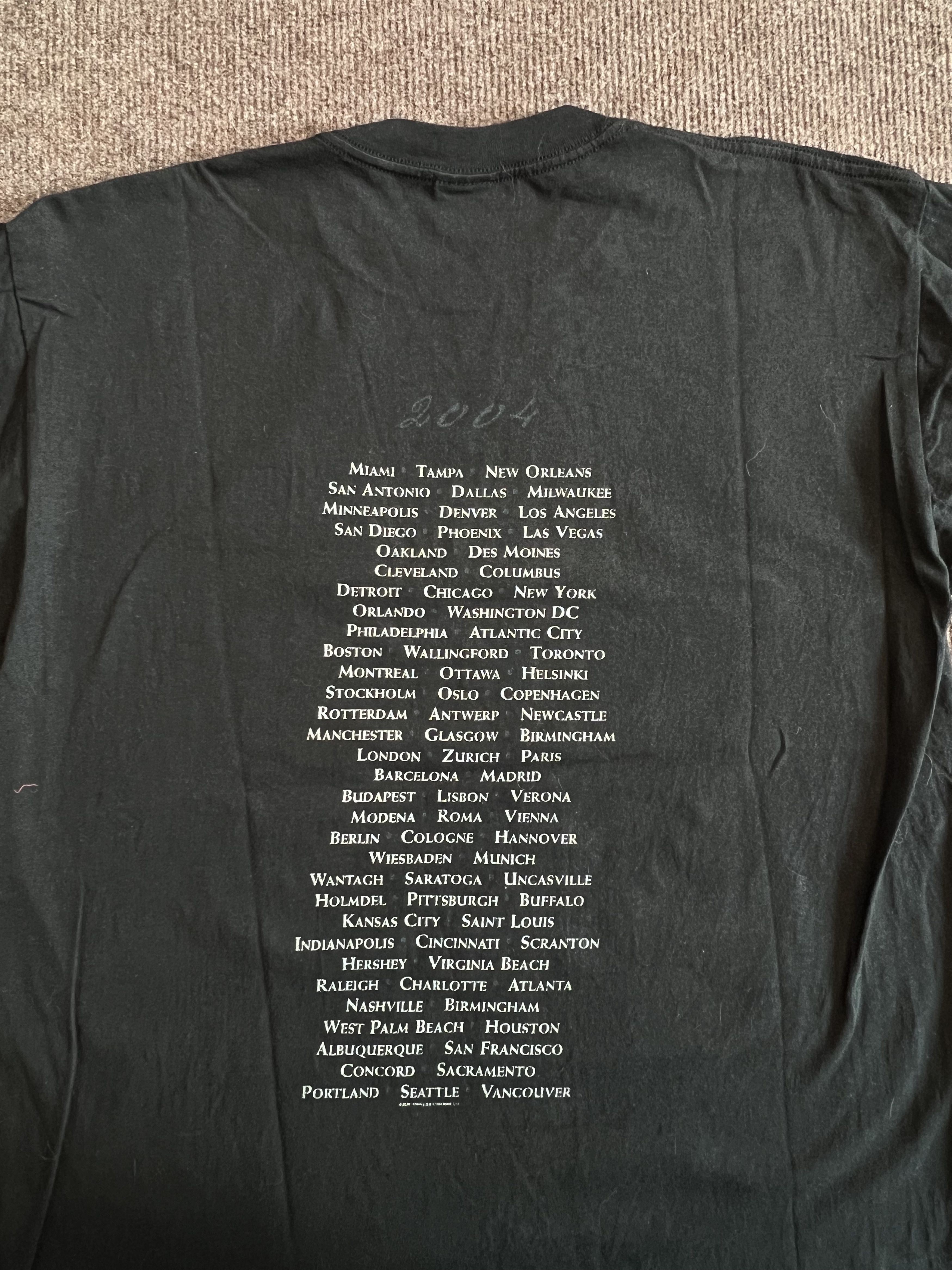 Band Tees Vintage 2004 Sting Sacred Love World Tour T-Shirt Size US L / EU 52-54 / 3 - 5 Thumbnail