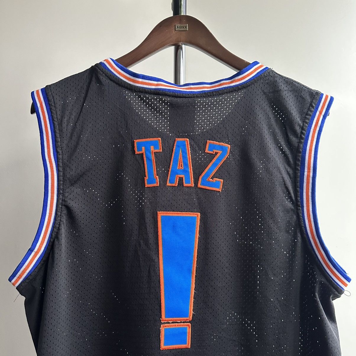 NBA × Warner Bros Vintage Tune Squad Space Jam TAZ #1 Champion NBA Jersey Size US XL / EU 56 / 4 - 4 Thumbnail