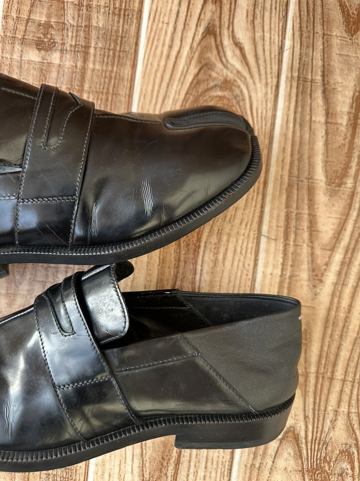 Maison Margiela Maison Margiela Tabi Leather Loafer Size US 6 / IT 36 - 10 Thumbnail