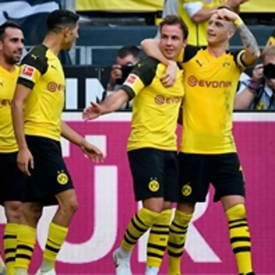 Puma Chris#33 Bundesliga 2018-19 Borussia Dortmund Kit Soccer Size US L / EU 52-54 / 3 - 16 Thumbnail
