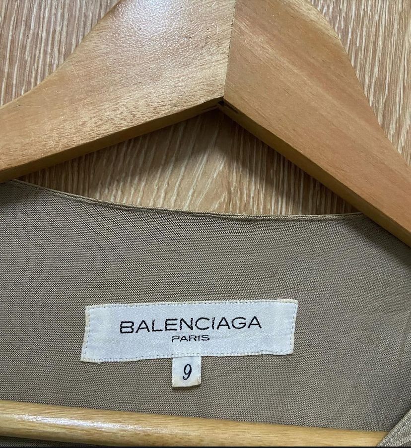 Balenciaga Balenciaga Shirt Rare Design Size S / US 4 / IT 40 - 3 Thumbnail