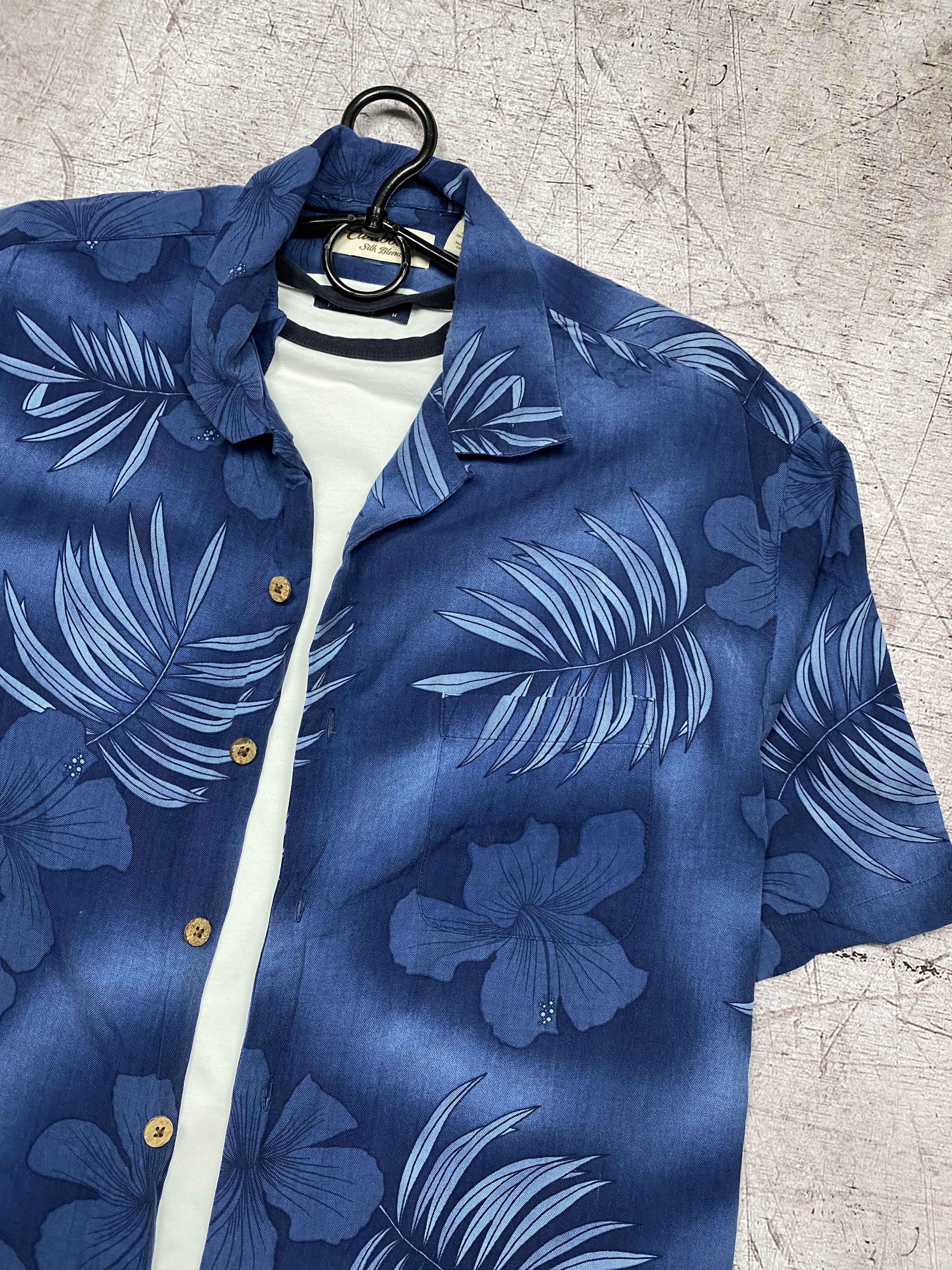 Other Vintage Mens Hawaiian Silk Shirt Size US XL / EU 56 / 4 - 2 Thumbnail