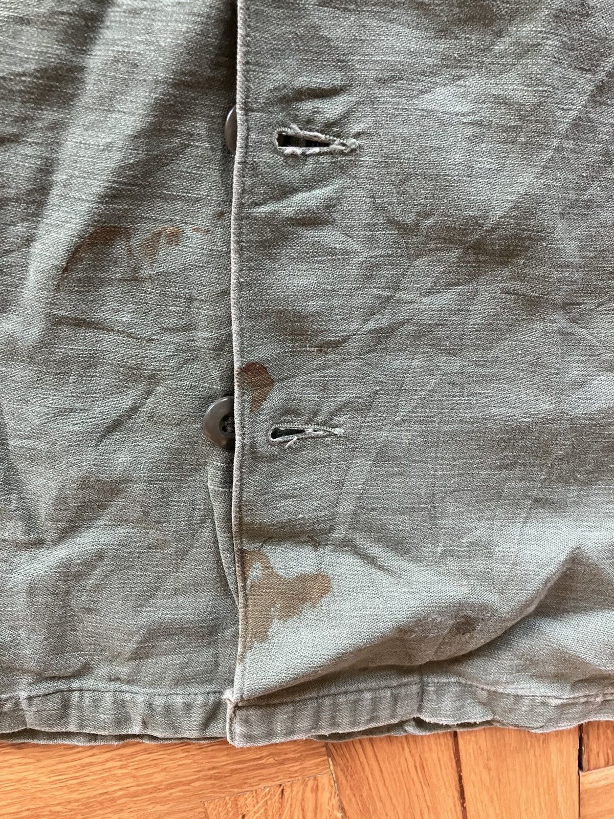 Other 1967 Vietnam Prisoner of War POW Us army cut off shirt Size US M / EU 48-50 / 2 - 3 Thumbnail