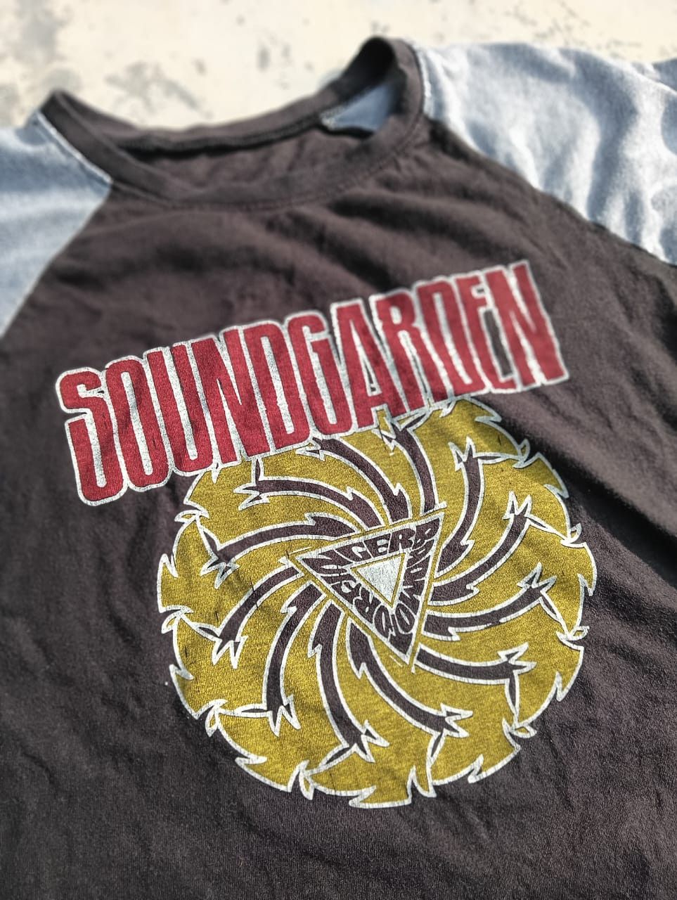 Band Tees Soundgarden bad motor finger kids shirt Size US XXS / EU 40 - 3 Thumbnail