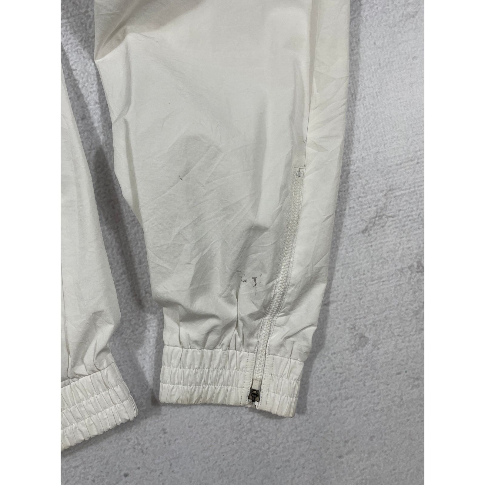Fila Vintage Fila White Cuffed Track Pants - Women's Medium Size 28" / US 6 / IT 42 - 3 Thumbnail