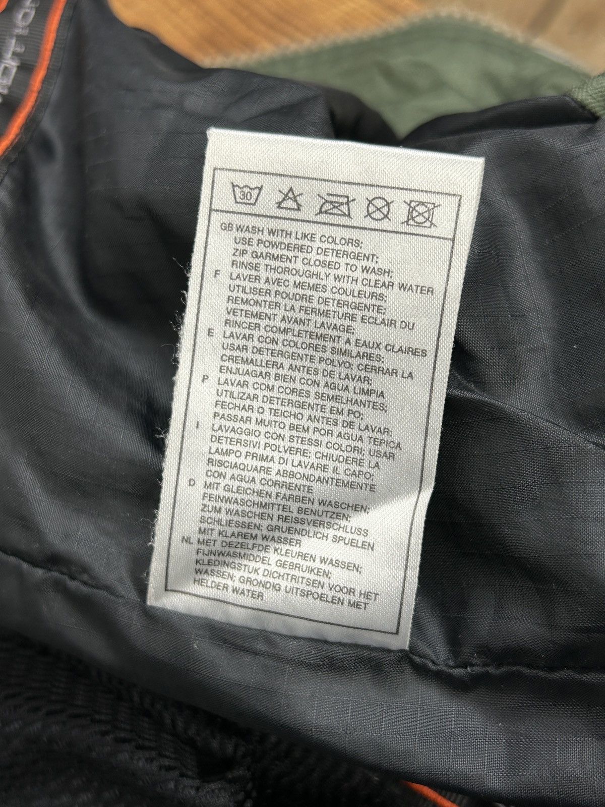 Nike ACG 90s Vintage Nike ACG Techwear Outdoor Rare Jacket Size US L / EU 52-54 / 3 - 17 Thumbnail