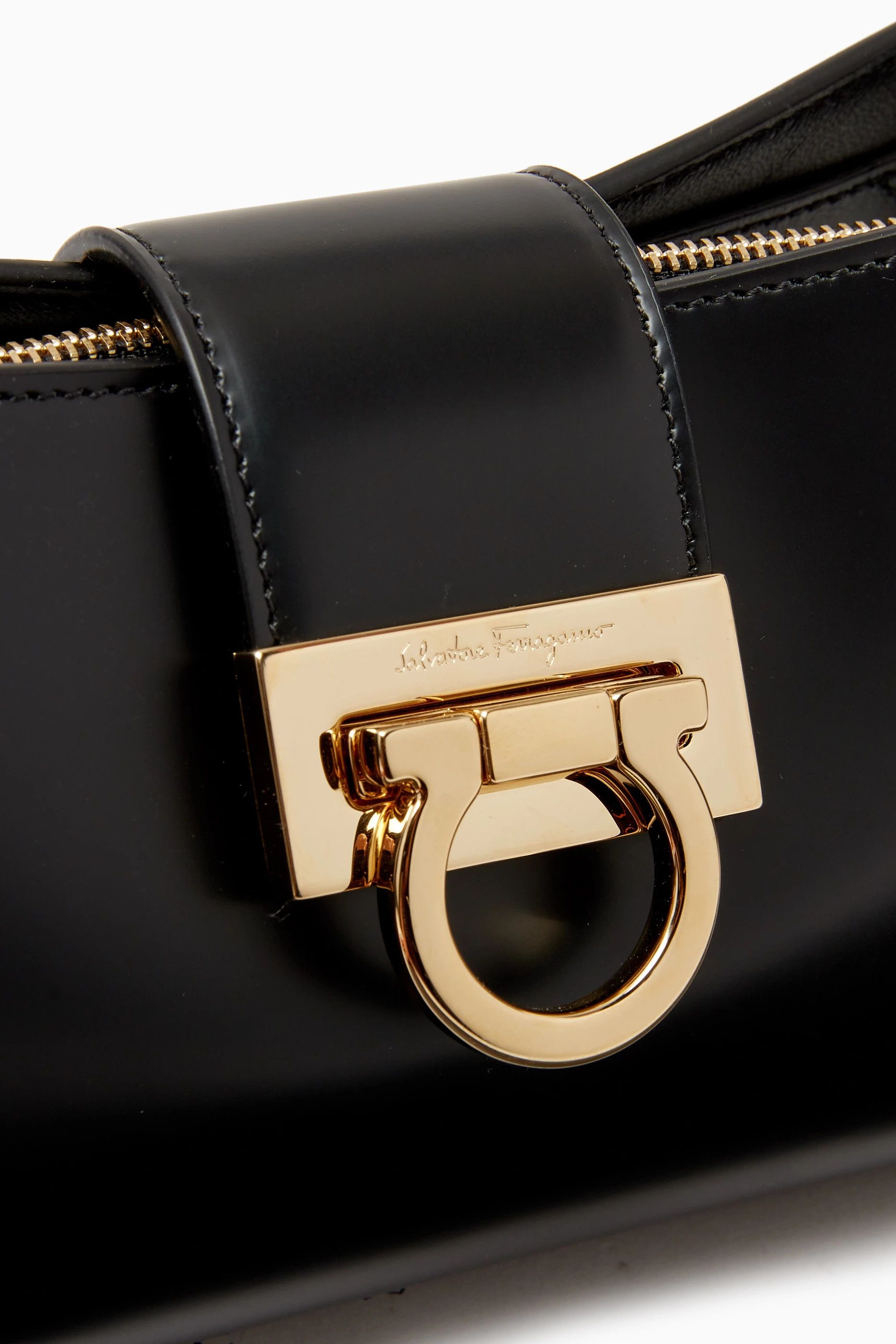 Salvatore Ferragamo o1s1rm0924 Size: OS / Trifolio Shoulder Bag in Black Size ONE SIZE - 5 Thumbnail