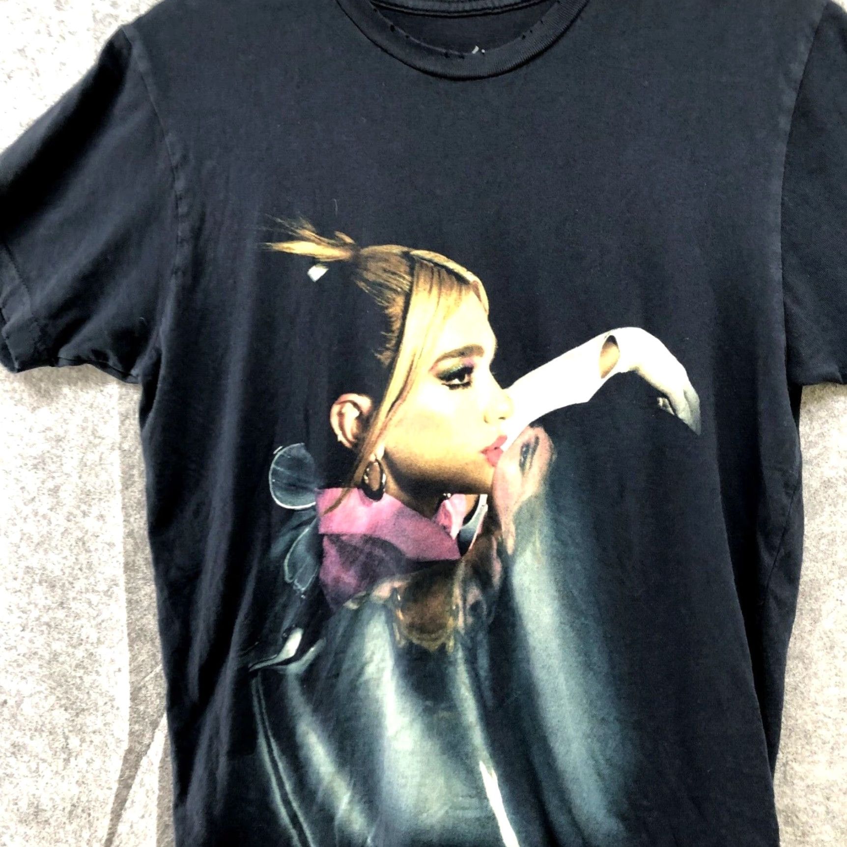 Vintage VINTAGE Dua Lipa Future Nostalgia Official Cotton T-Shirt Womens Small Black Music Casual Short Sleeve Size S / US 4 / IT 40 - 3 Thumbnail