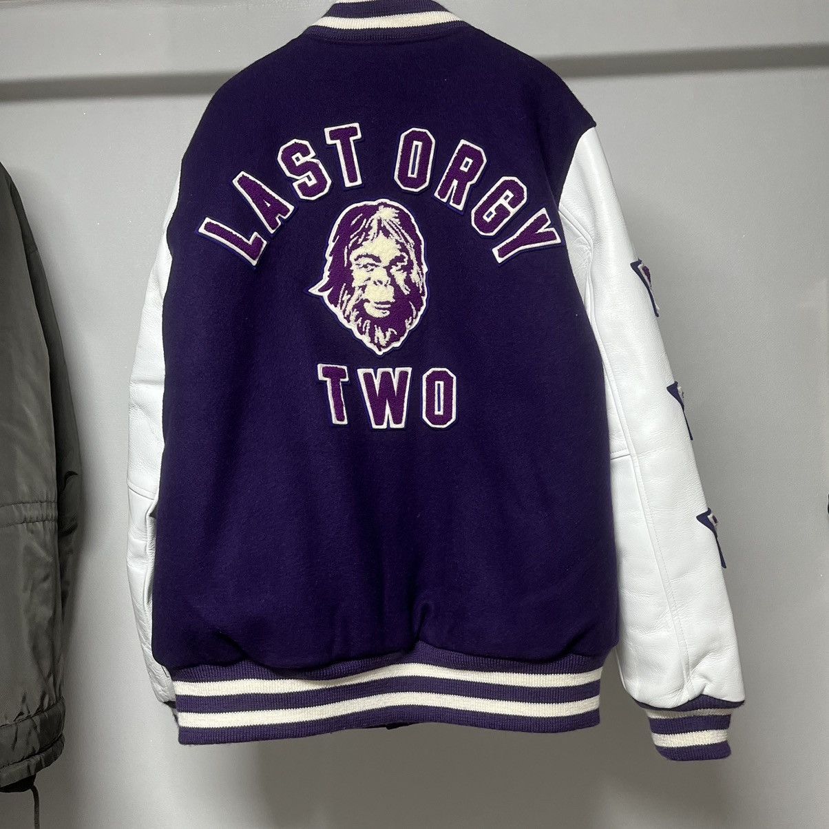 LASTORGY TWO スタジャン HUMAN MADE x UNDERCOVER “LAST ORGY 2” コレクション #2 発売の
