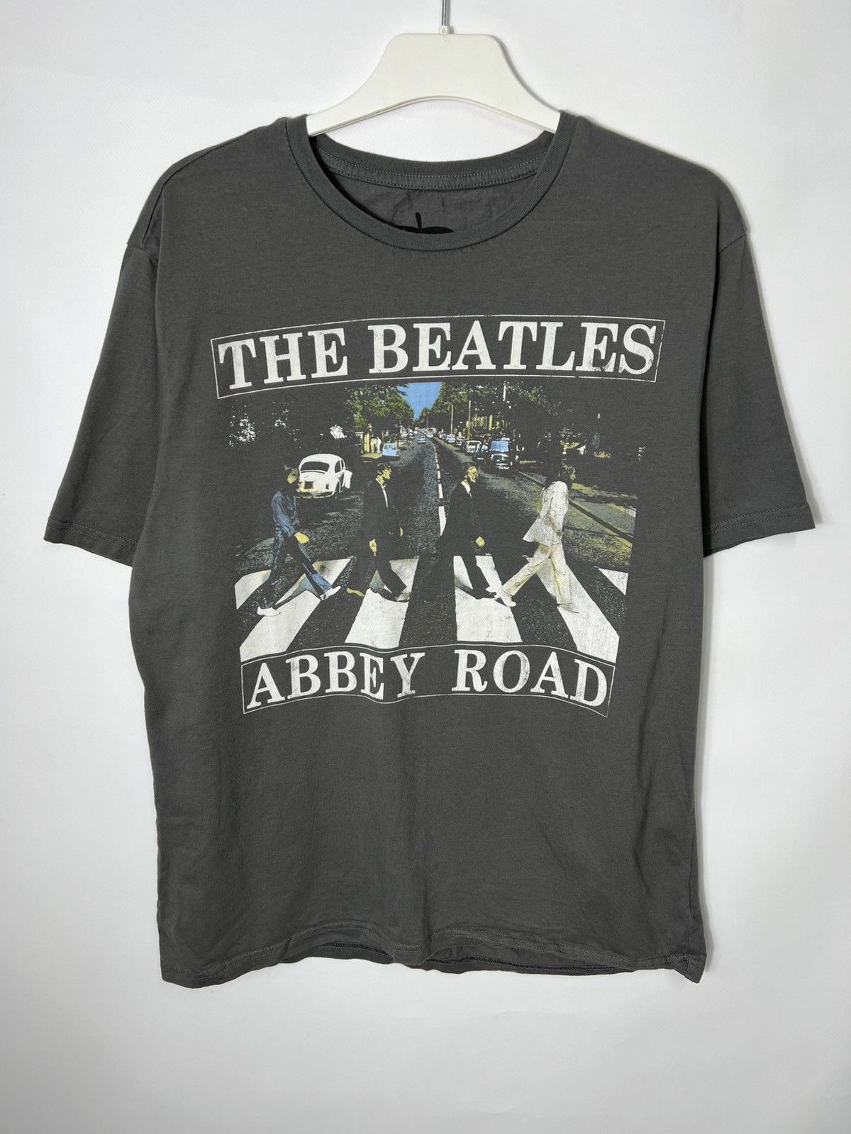 Band Tees Vintage The Beatles Abbey Road Album Cover Promo T Shirt Size US L / EU 52-54 / 3 - 1 Thumbnail