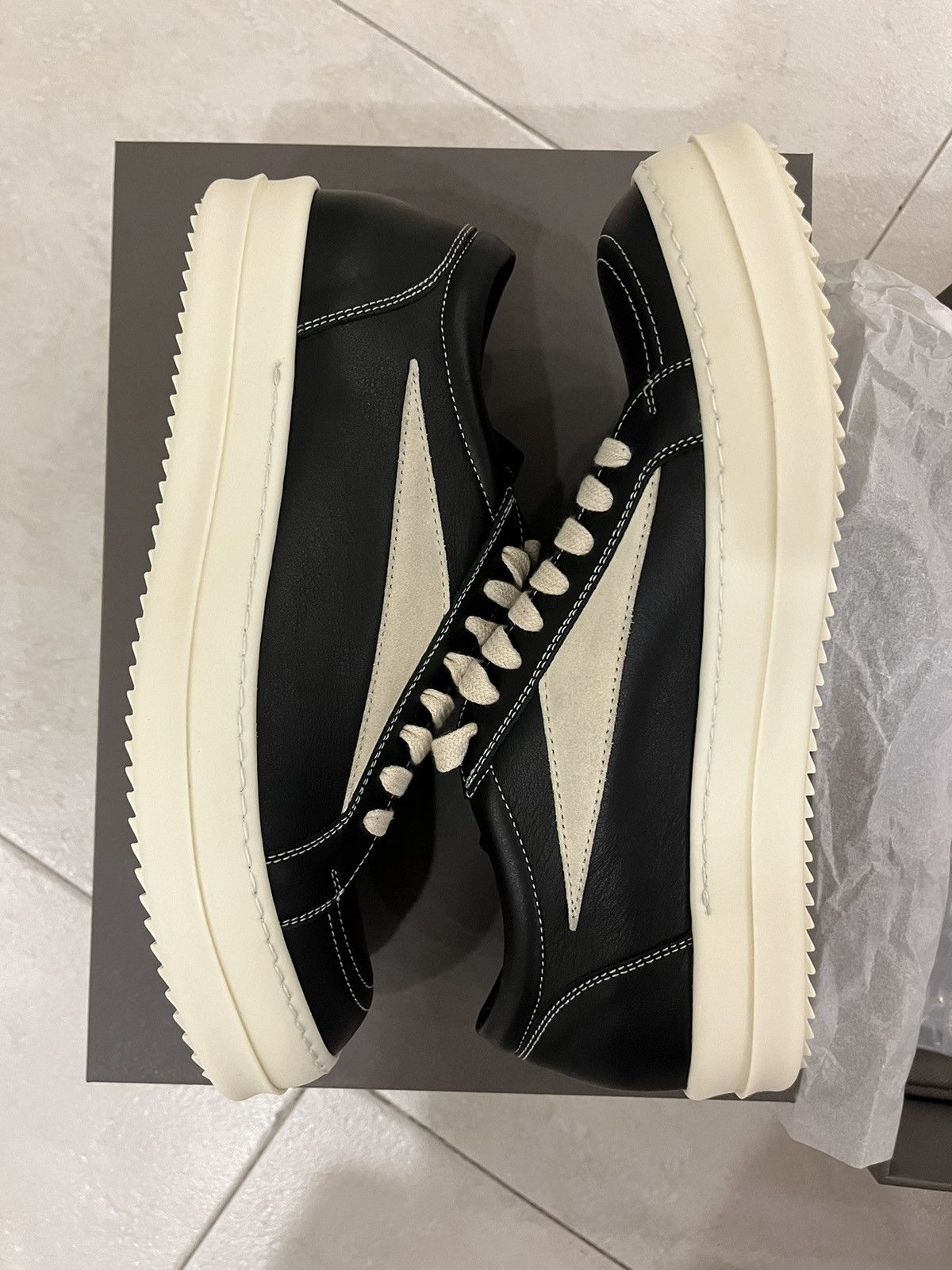 Rick Owens Rick Owens Vintage Sneaker Mainline Size US 9 / EU 42 - 5 Thumbnail