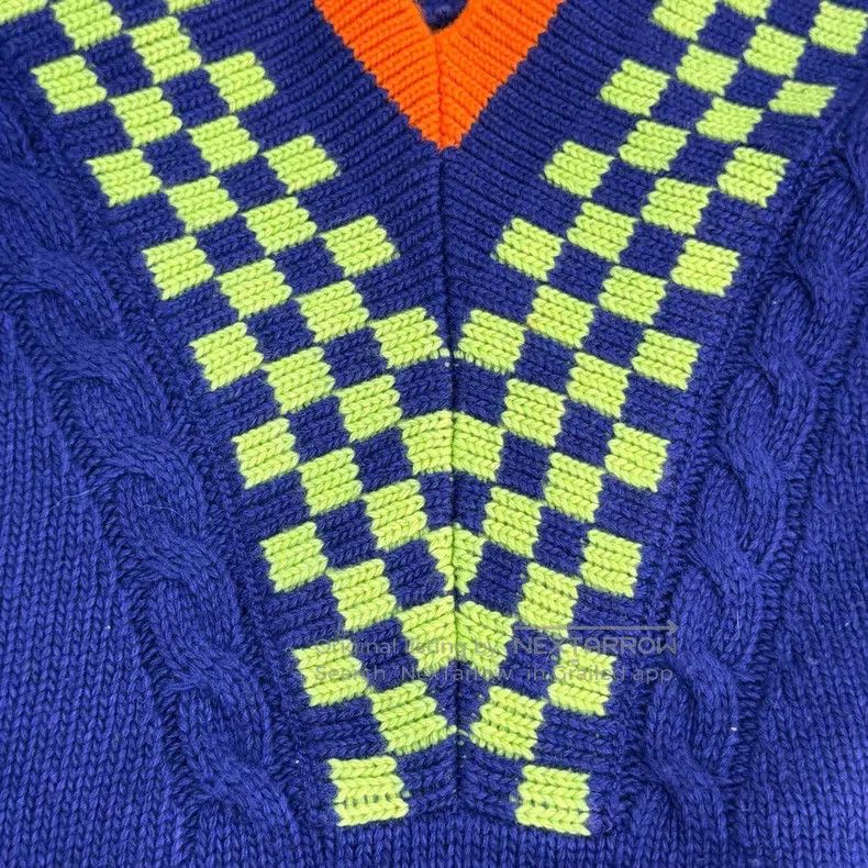 Louis Vuitton Louis Vuitton Electric Blue Checker Half Wool Sweater Size US S / EU 44-46 / 1 - 7 Thumbnail