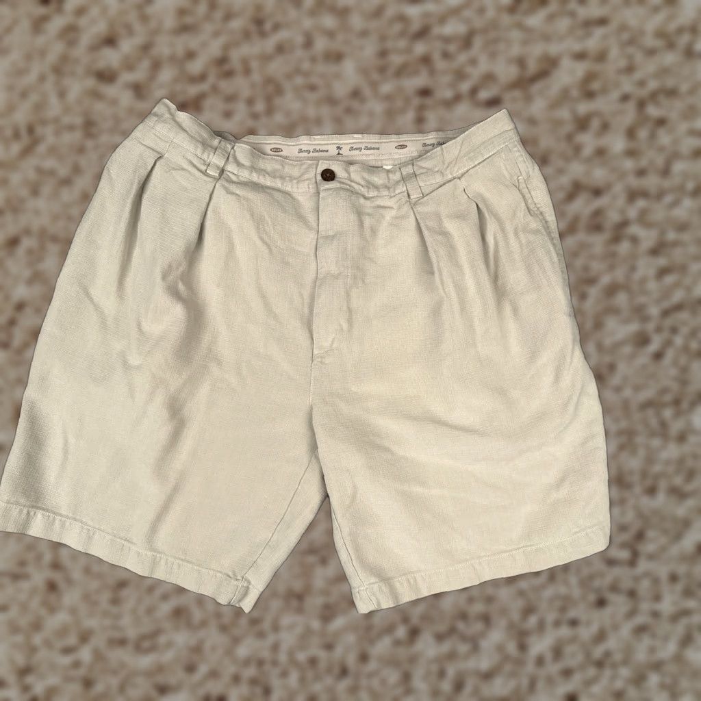 Tommy Bahama Tommy Bahama Shorts Mens 36 Khaki 100% Silk Pleated Chino Relax Resort 36x9 Size US 36 / EU 52 - 1 Thumbnail
