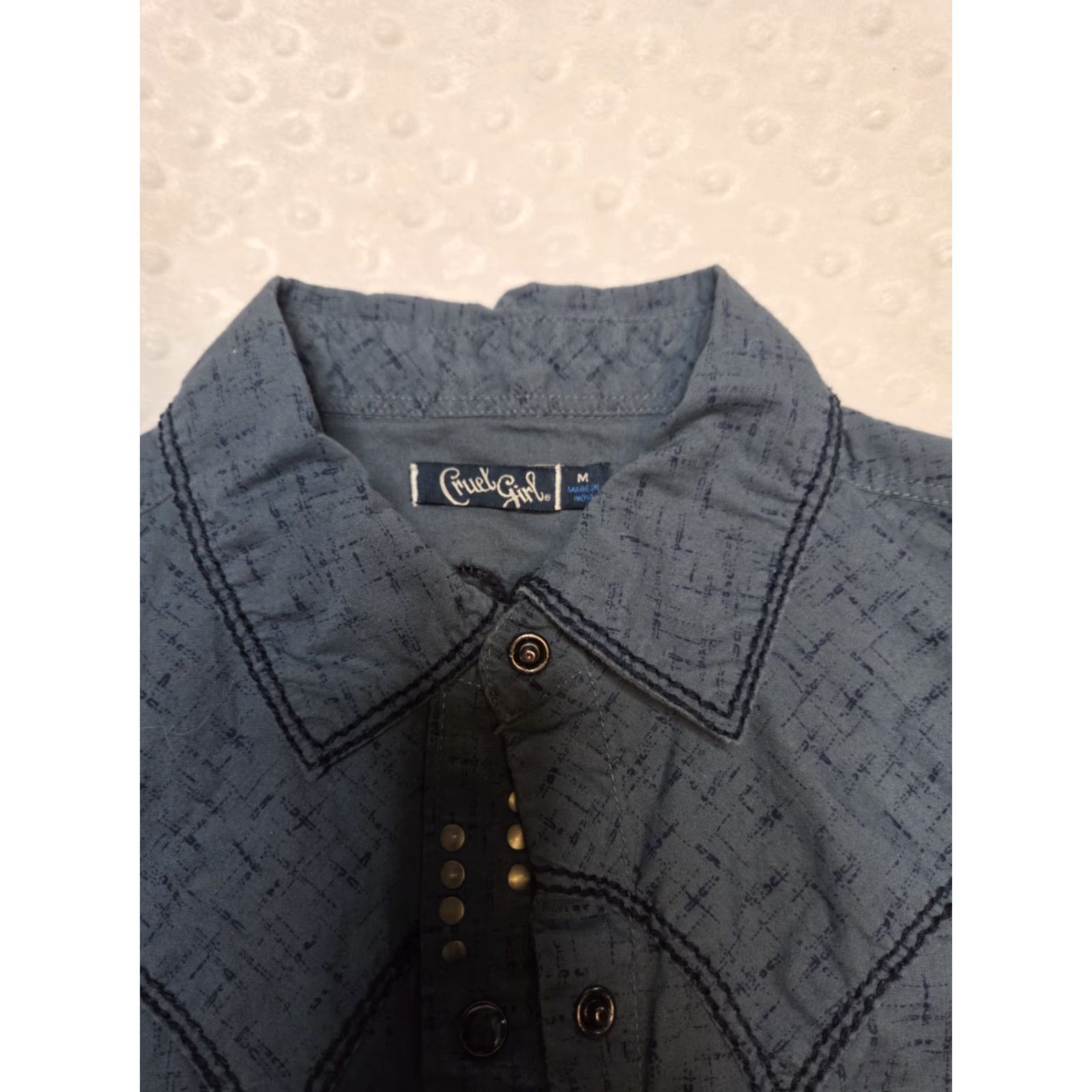 Vintage Cruel Girl Womens M Blue Floral Embroidered Back Long Sleeve Snap Western Shirt Size M / US 6-8 / IT 42-44 - 6 Thumbnail