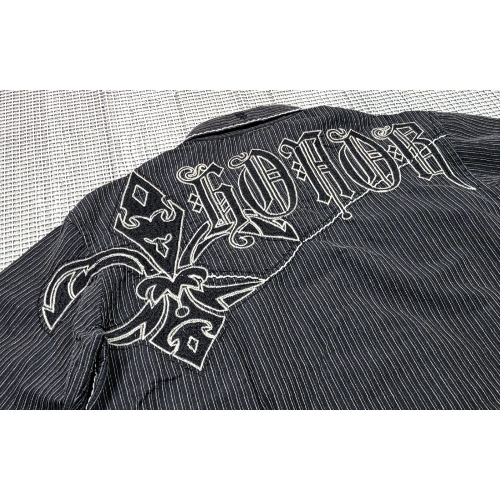 Roar Roar Buckle Shirt Men L Black Striped Button Long Sleeve Big Backside Logo Size US L / EU 52-54 / 3 - 5 Thumbnail