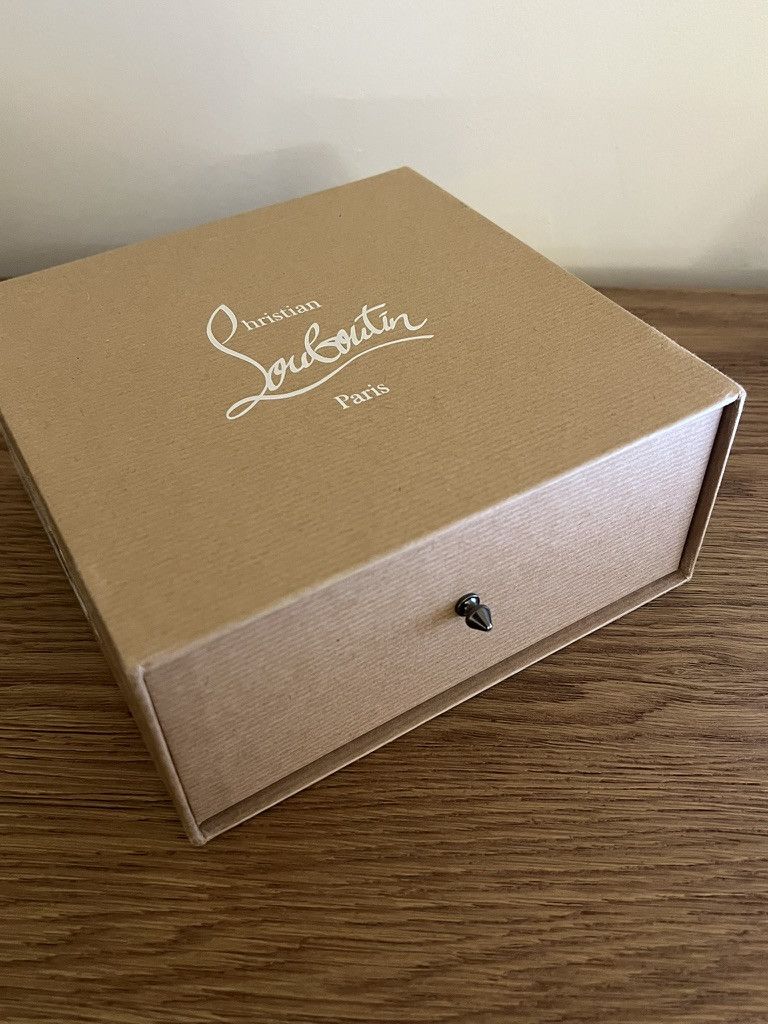Christian Louboutin RICKY BELT 35 CALF PARIS/CALF P/METAL Size 34 - 12 Thumbnail
