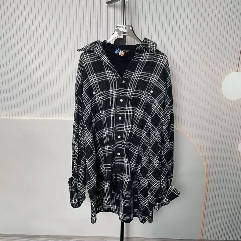 Balenciaga Balenciaga Black plaid shirt Size US S / EU 44-46 / 1 - 1 Thumbnail