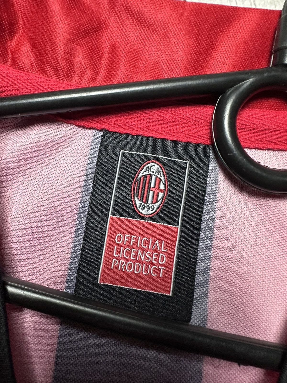 Vintage Vintage AC Milan soccer jersey retro Official product size M Size US M / EU 48-50 / 2 - 5 Thumbnail