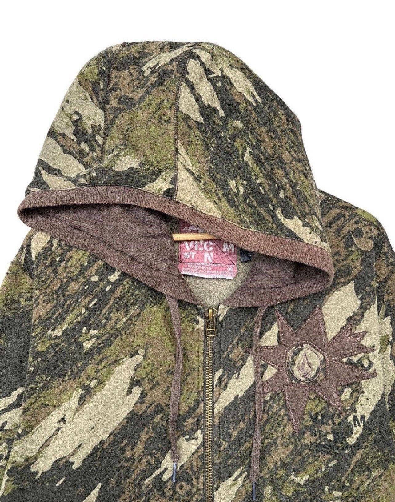 Volcom Y2k Volcom Camo Bondage Zipup Baggy Hoodie Size US L / EU 52-54 / 3 - 3 Thumbnail