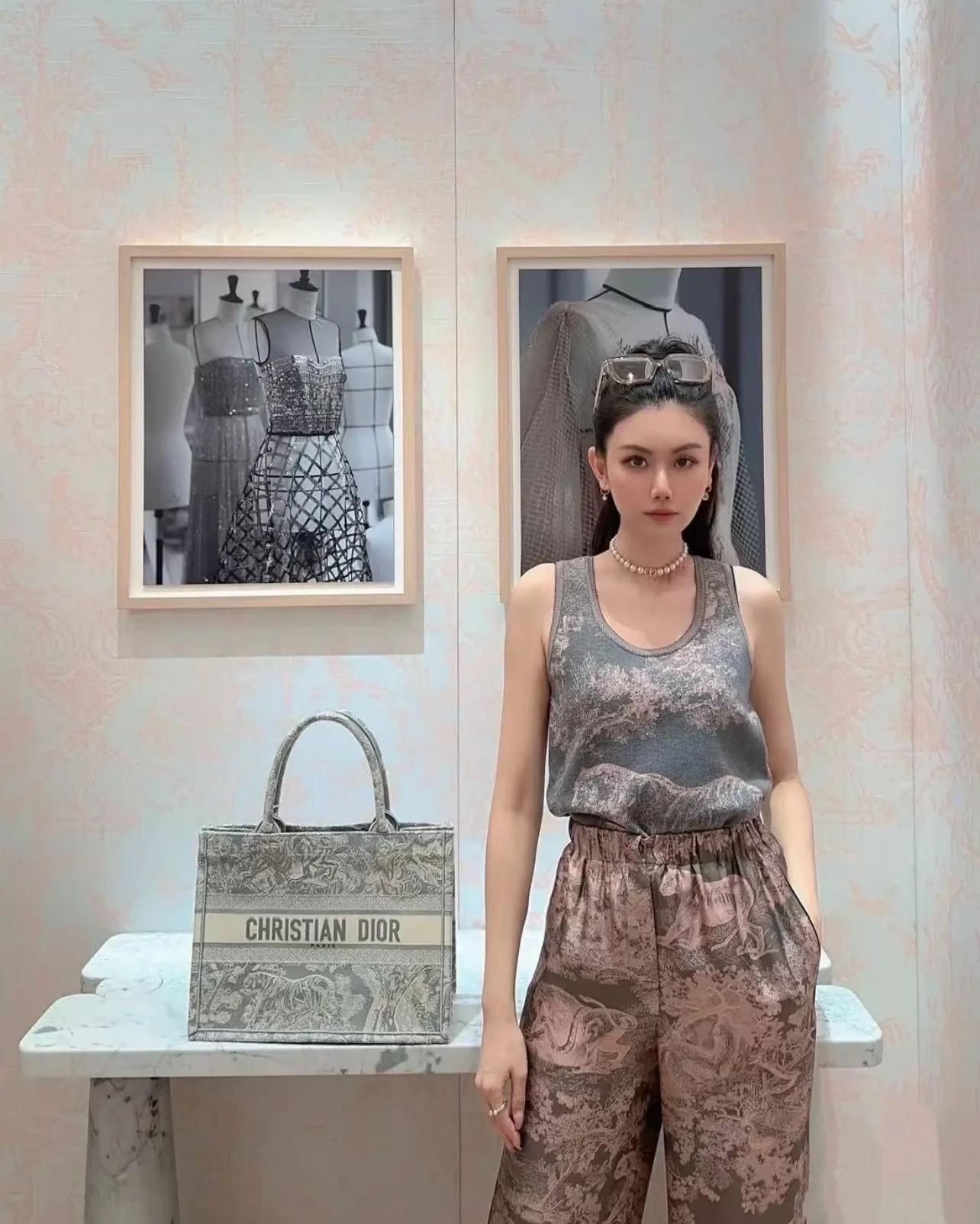 Dior Dior Animal Jungle Knit Vest 38 (Worn Once, LN) Size S / US 4 / IT 40 - 8 Thumbnail