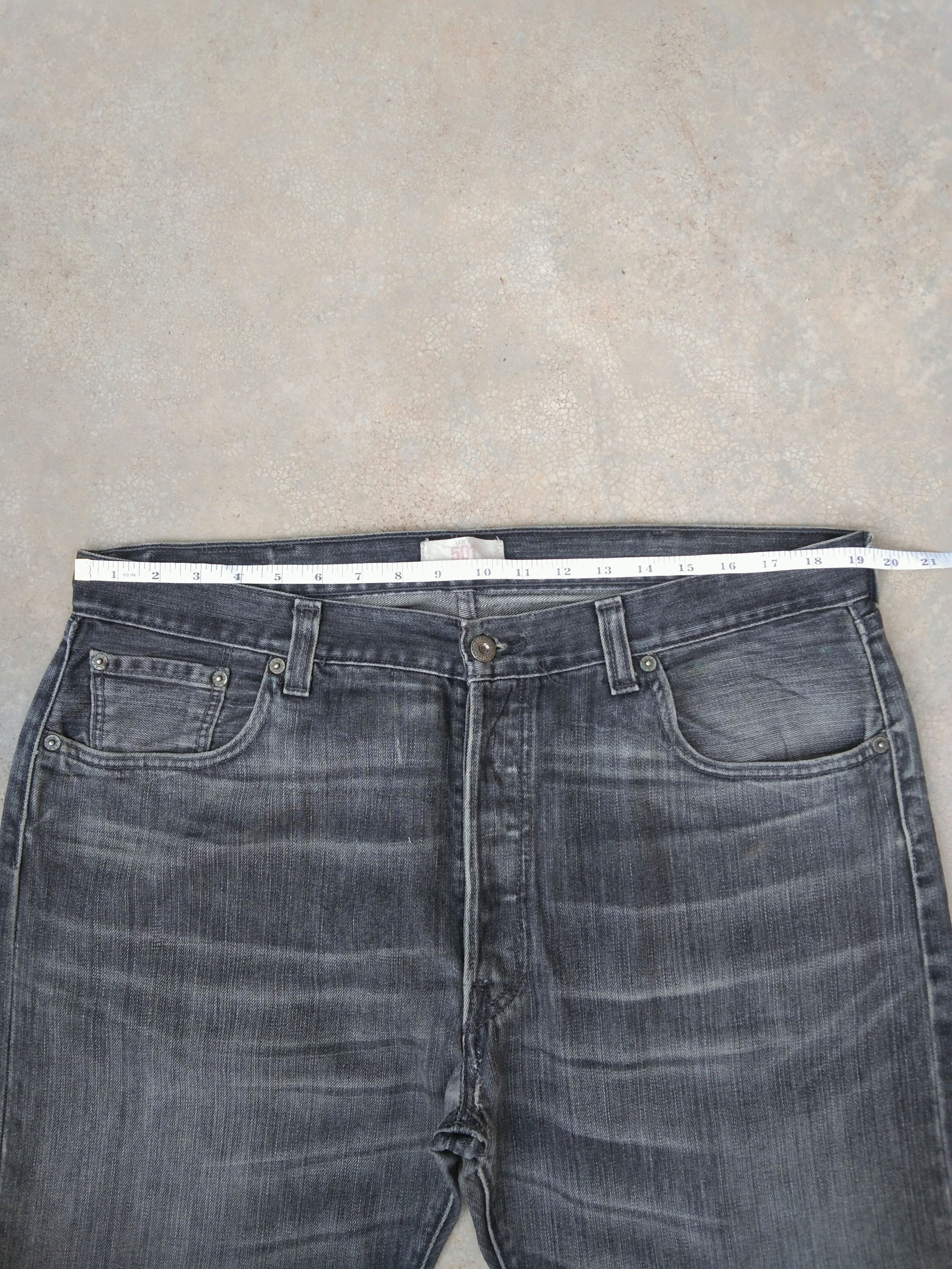 Levi's Vintage Levi's 501 Grey Straight Leg Distressed Jeans 38x32 Size US 38 / EU 54 - 7 Thumbnail