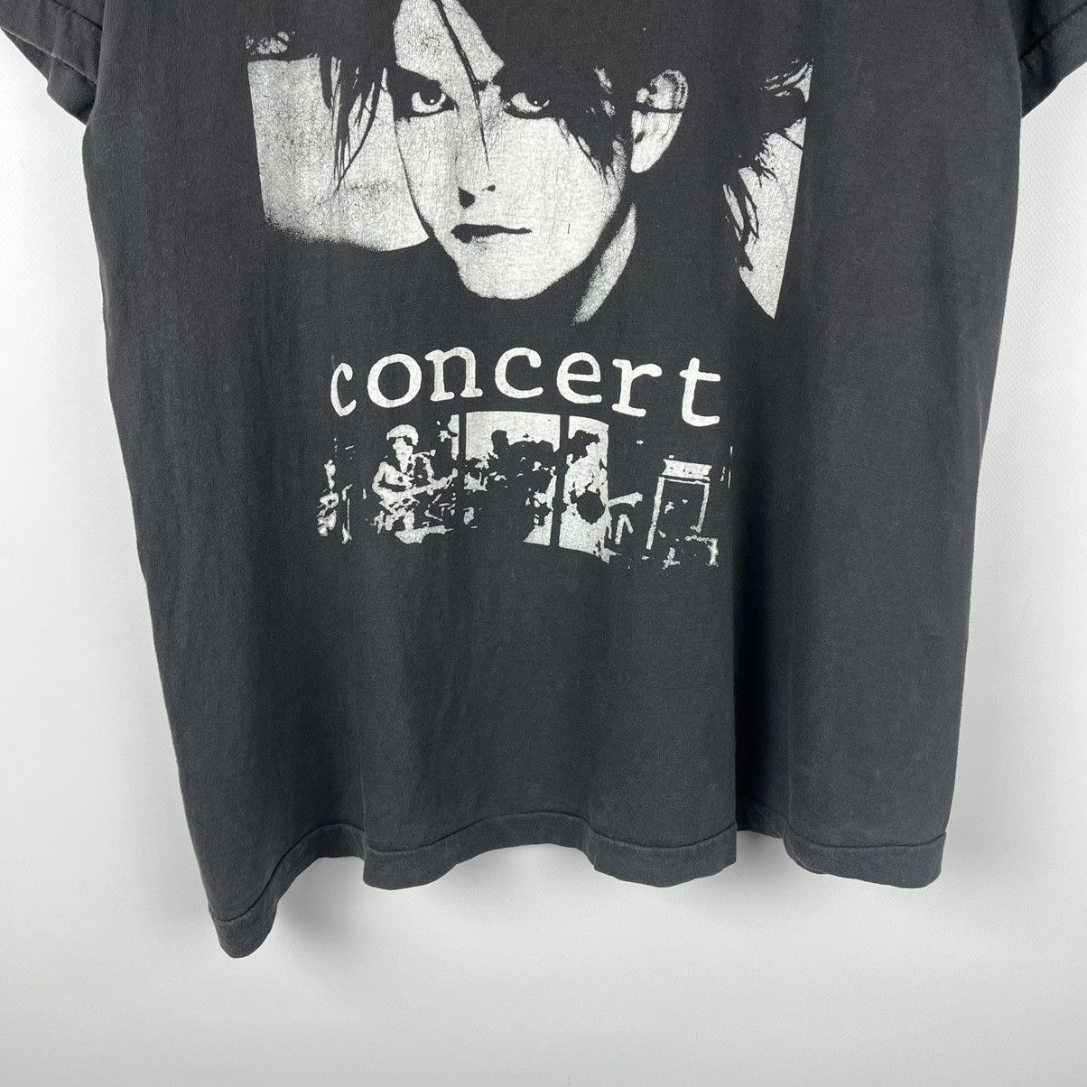 Band Tees Vintage The Cure Robert Smith concert rare tee 80’s Size US M / EU 48-50 / 2 - 4 Thumbnail
