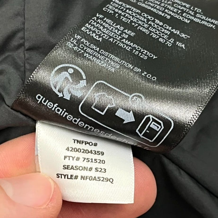 The North Face The North Face Jacket Womens Small Black Insulated Puffer Hiking Small Black The North Face Jacket Womens Regular Fit Dry Clean Only? Size S / US 4 / IT 40 - 7 Thumbnail