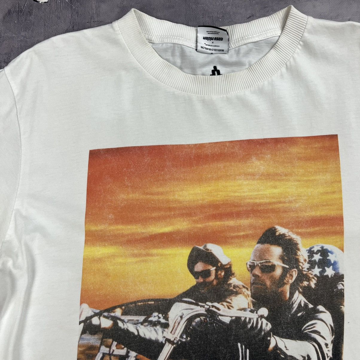 Marcelo Burlon Rare! Marcelo Burlon x Easy Rider Big Logo Tee Luxury Size US L / EU 52-54 / 3 - 4 Thumbnail
