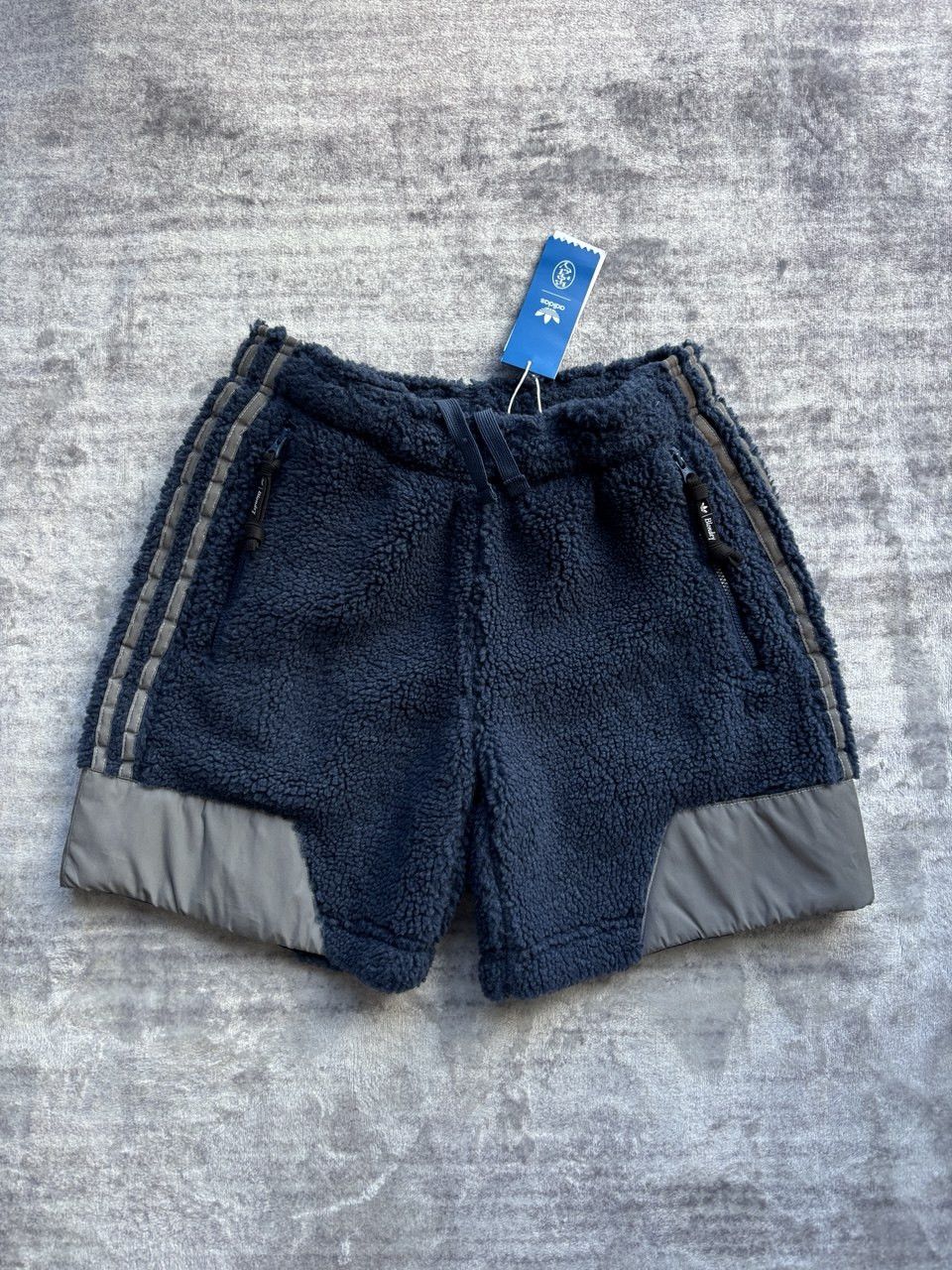 Adidas Navy Blondey McCoy Adidas Sherpa Shorts Size US 28 / EU 44 - 2 Thumbnail