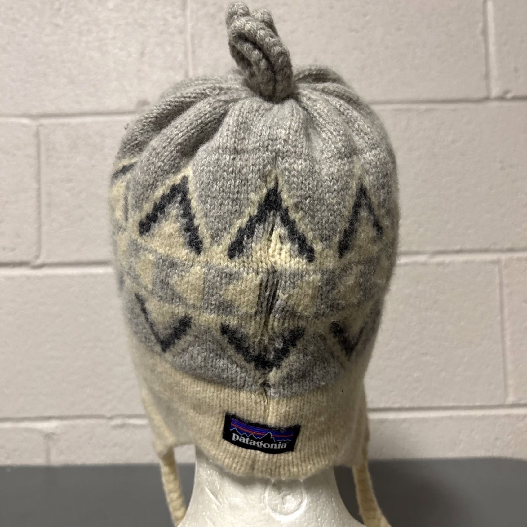 Patagonia Patagonia Beanie Womens OS Fleece Lined Knit Chullo Hat Aztec Diamond Earflap Size ONE SIZE - 4 Thumbnail
