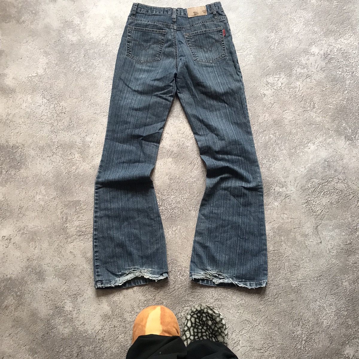 Vintage Vintage 90s Distressed Flared Jeans Low Rise Grunge Y2K 28 Size 28" / US 6 / IT 42 - 4 Thumbnail
