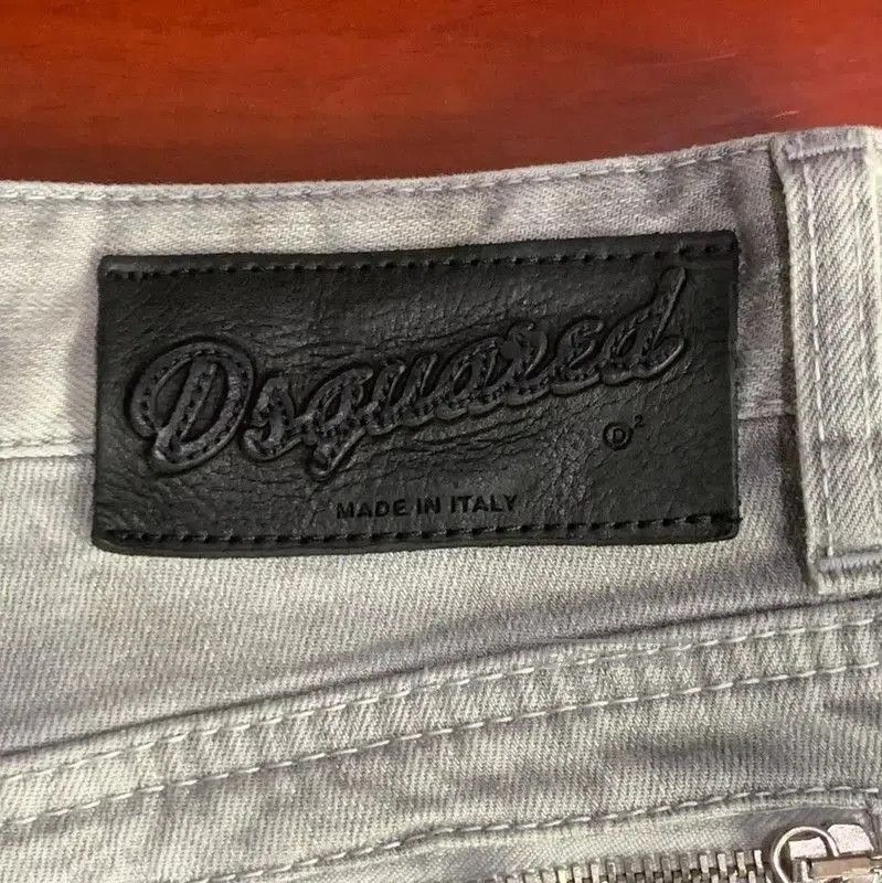 Dsquared2 DSQUARED2 Gray Distressed Denim Pants for Men . Size US 26 / EU 42 - 4 Thumbnail