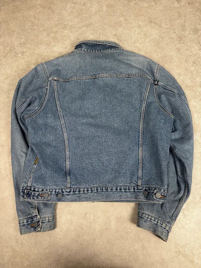 Armani 1990s Armani Light Blue Denim Jacket Size US L / EU 52-54 / 3 - 4 Thumbnail