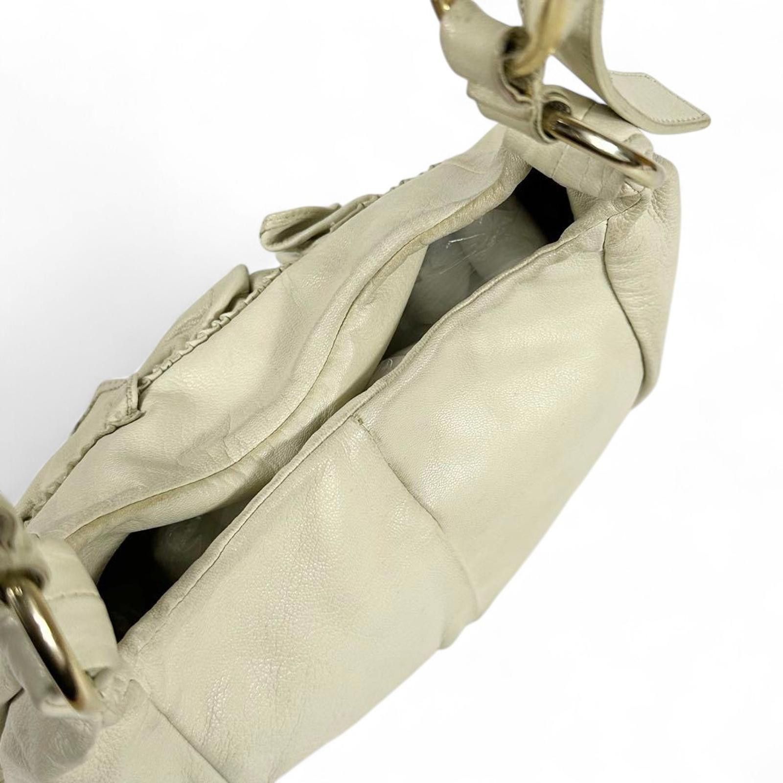 Yves Saint Laurent Yves Saint Laurent - Women's Ruffled Leather Handbag Size ONE SIZE - 7 Thumbnail