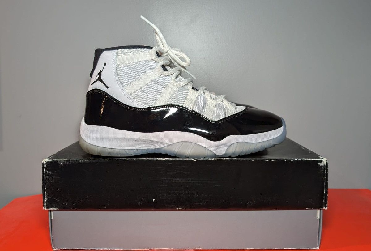 Jordan Brand Size 10.5 - Jordan 11 Retro High Concord Size US 10.5 / EU 43-44 - 1 Thumbnail