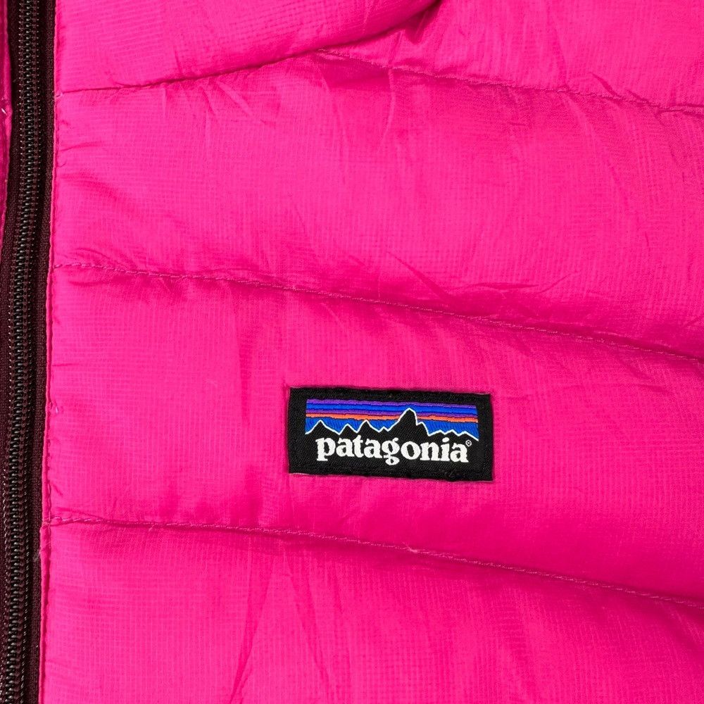 Patagonia Patagonia Girl’s Down Sweater Jacket in Pink Size L Size L / US 10 / IT 46 - 7 Thumbnail