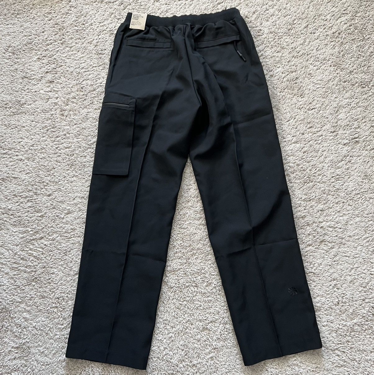 Nike Nike Tech Pack Men Small Woven Utility Cargo Trousers Black Size US 28 / EU 44 - 11 Thumbnail