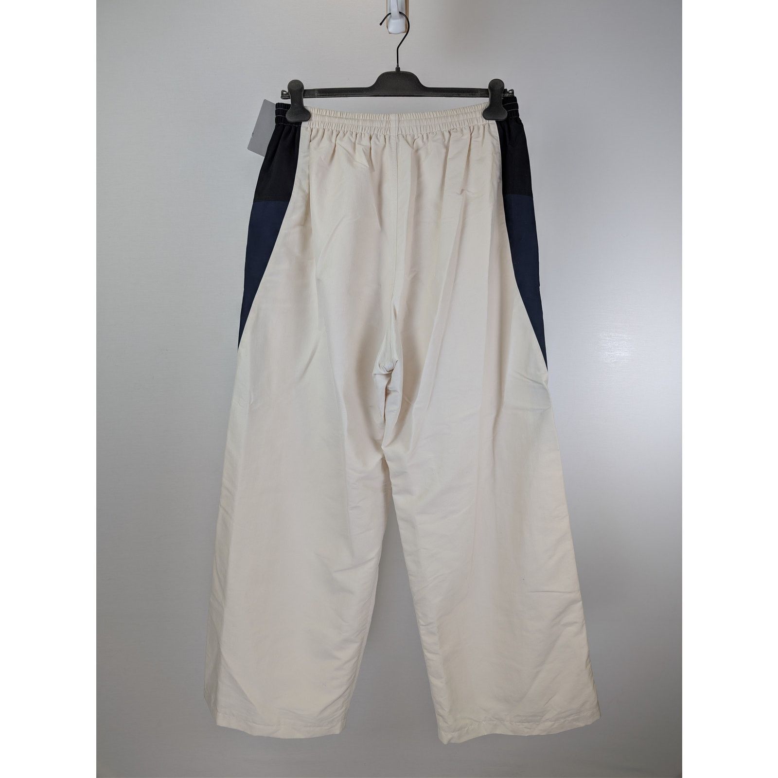 Balenciaga o1rshd1 Medium Fit Tracksuit Pants in Beige/Black Size US 36 / EU 52 - 9 Thumbnail