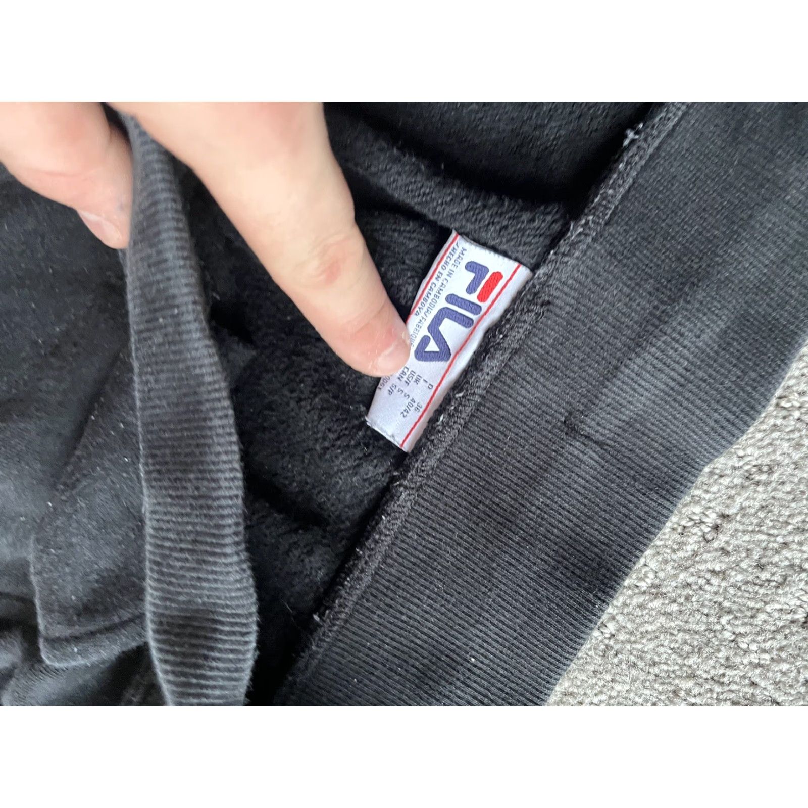 Fila FILA Sweatpants Mens Small Black Joggers Drawstring Tapered Athletic Size US 29 - 5 Thumbnail