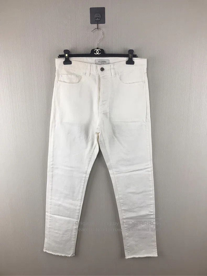 Valentino Valentino Willow studded jeans Size 28" / US 6 / IT 42 - 2 Thumbnail
