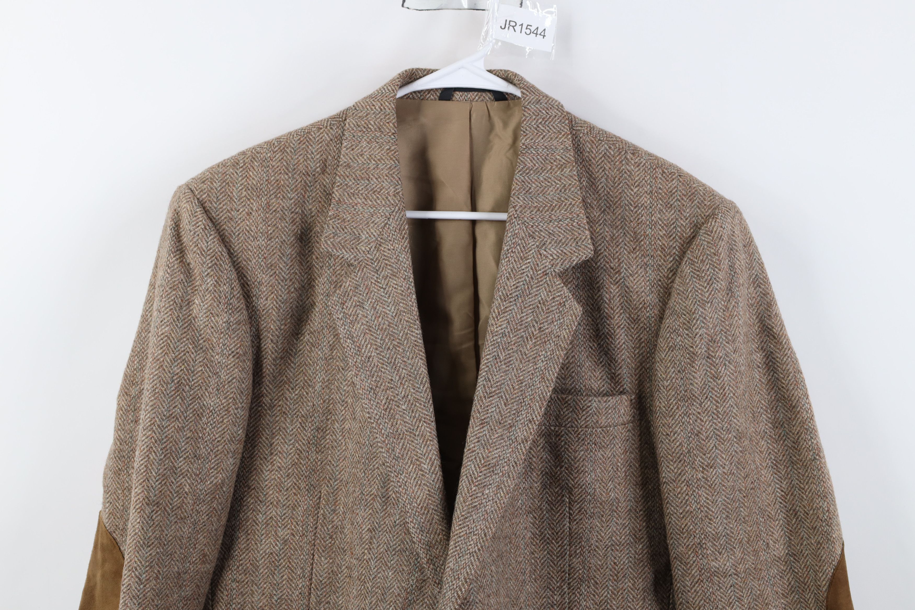 Vintage Vintage 90s Herringbone Suede Patch Suit Blazer Jacket USA Size US XXL / EU 58 / 5 - 2 Thumbnail